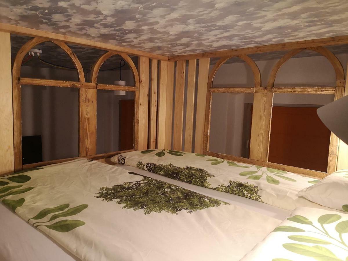 Kot Pocztowy Dlugopole-Zdroj Exterior foto